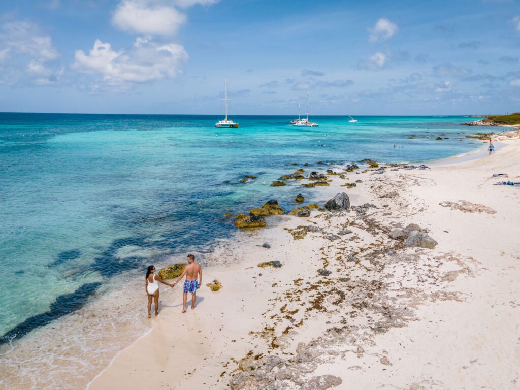 Boca Catalina cove and clear Caribbean water in Aruba